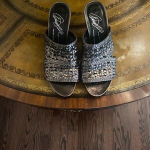 Elegant Black Woven Women's Slides